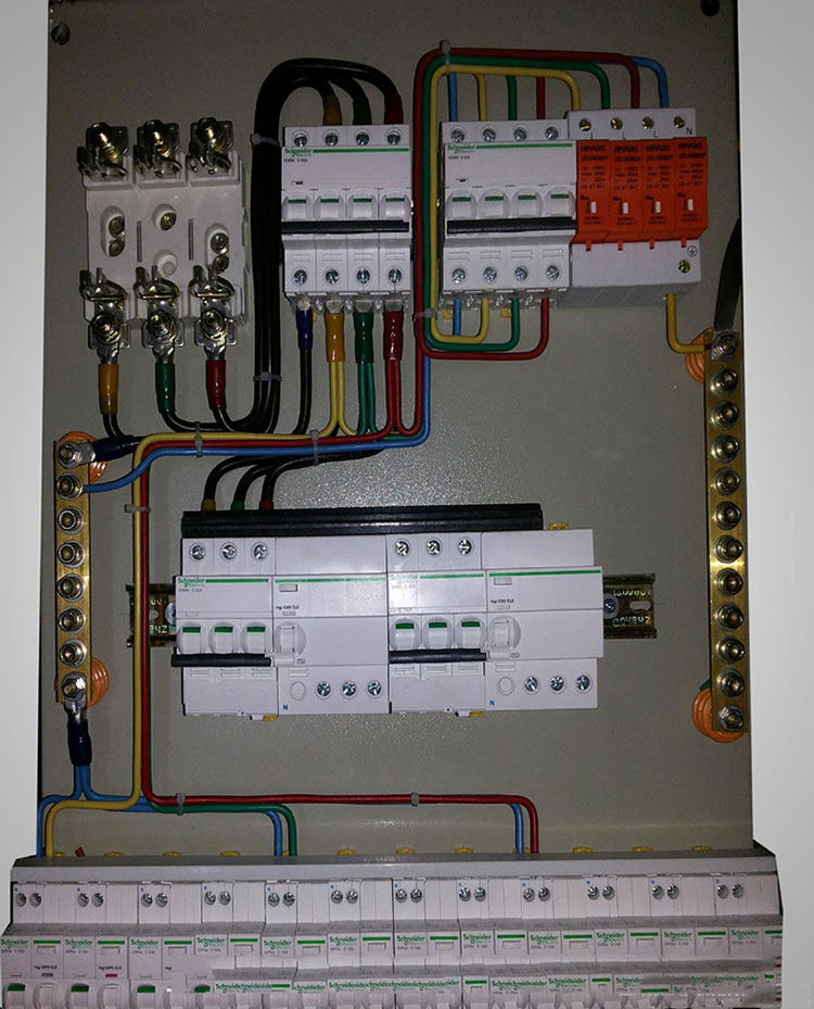 家用不銹鋼配電箱如何安裝？分享經(jīng)驗(yàn)