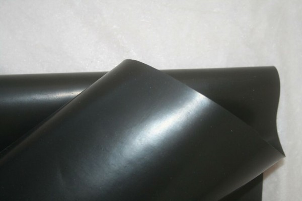 
                為什么商用橡膠板的銷售量與日俱增？
            